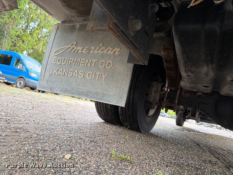 image for item FU4646 2016 Ford F450 utility / service truck