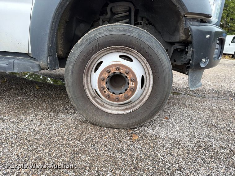 image for item FU4646 2016 Ford F450 utility / service truck
