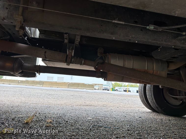 image for item FU4646 2016 Ford F450 utility / service truck