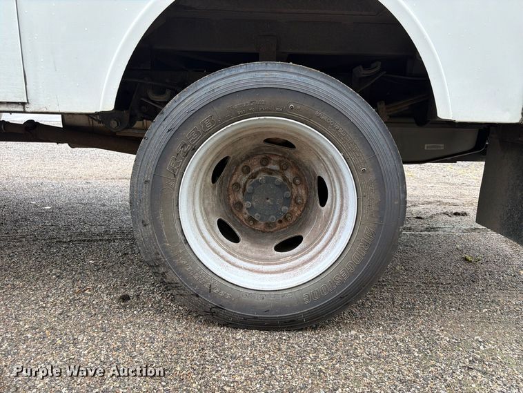 image for item FU4646 2016 Ford F450 utility / service truck