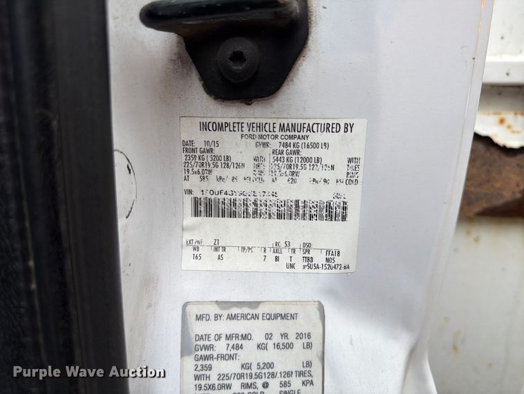 image for item FU4646 2016 Ford F450 utility / service truck