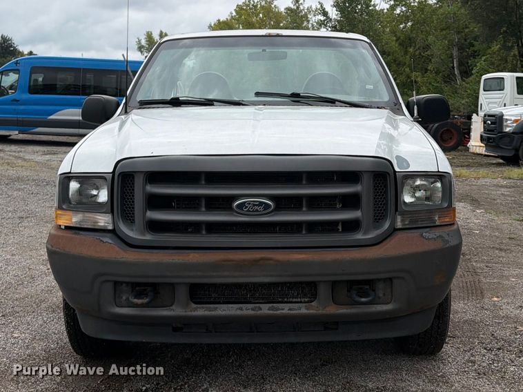 image for item FU4647 2003 Ford F250 pickup truck