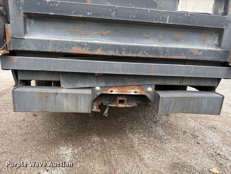 image for item FU4647 2003 Ford F250 pickup truck