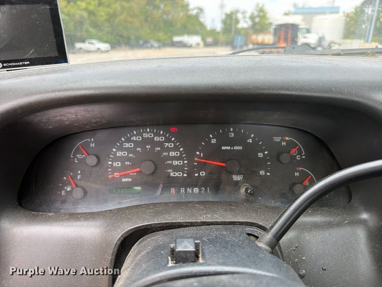 image for item FU4647 2003 Ford F250 pickup truck