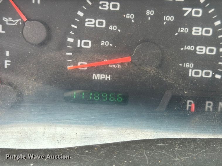 image for item FU4647 2003 Ford F250 pickup truck