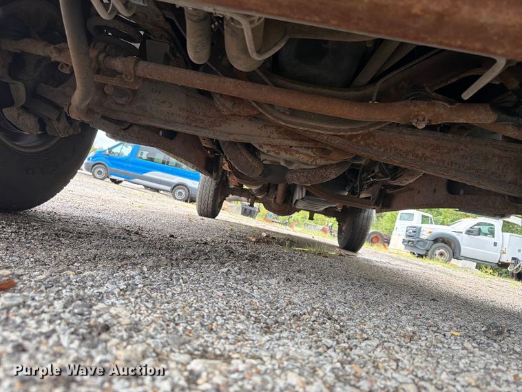 image for item FU4647 2003 Ford F250 pickup truck