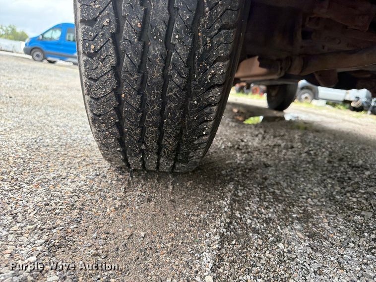 image for item FU4647 2003 Ford F250 pickup truck