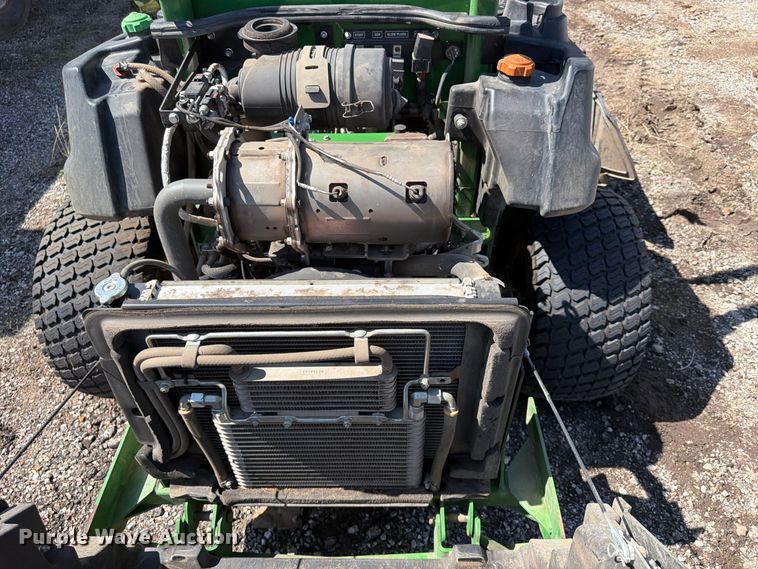 image for item FU4649 John Deere Z997R ZTR lawn mower