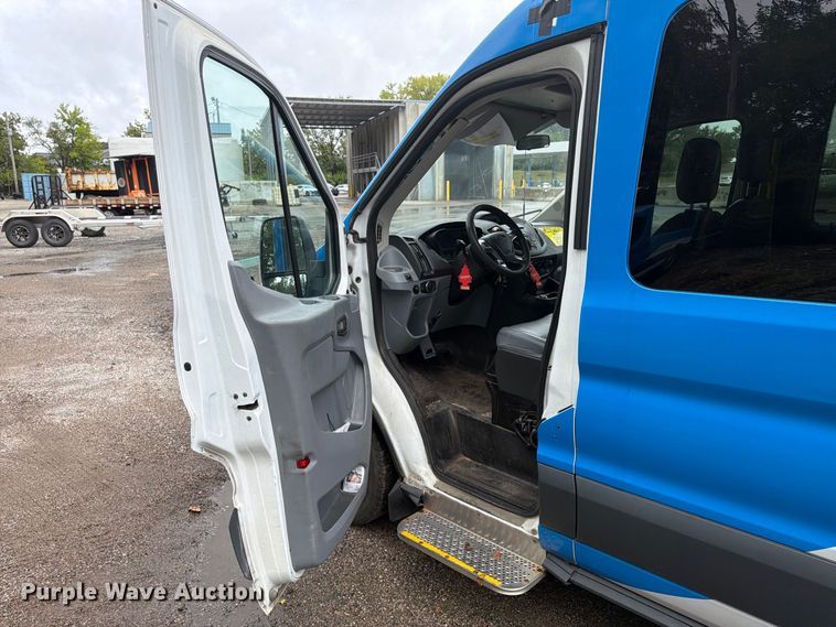 image for item FU4651 2018 Ford Transit van