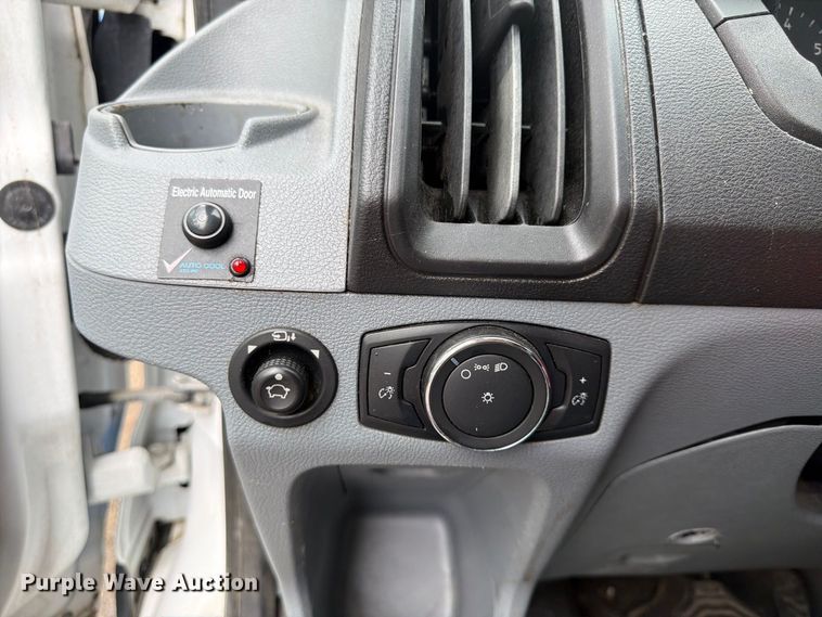 image for item FU4651 2018 Ford Transit van