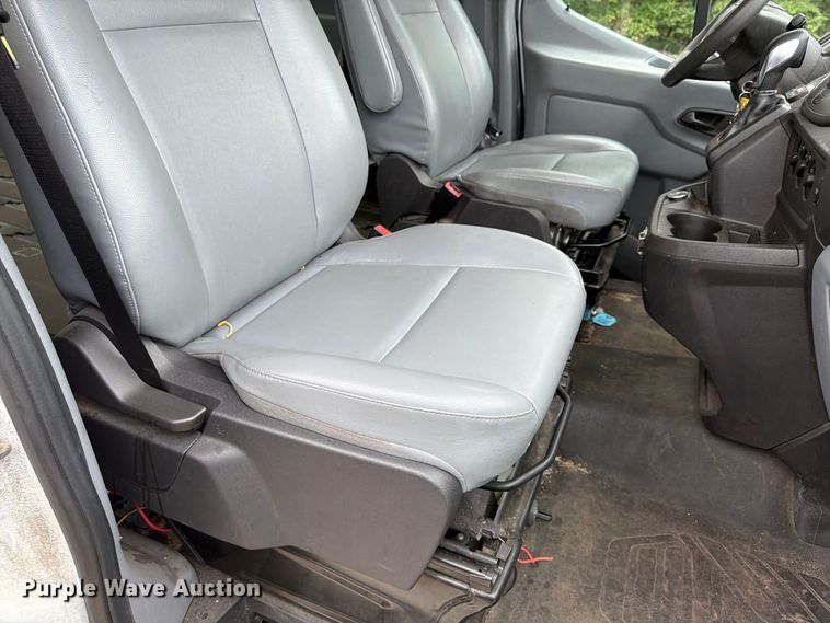 image for item FU4651 2018 Ford Transit van