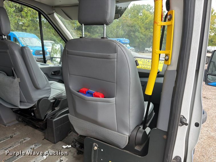 image for item FU4651 2018 Ford Transit van