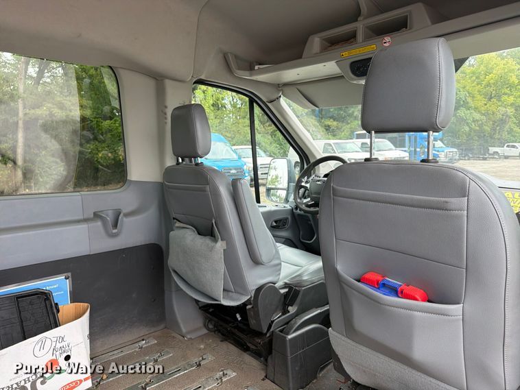 image for item FU4651 2018 Ford Transit van