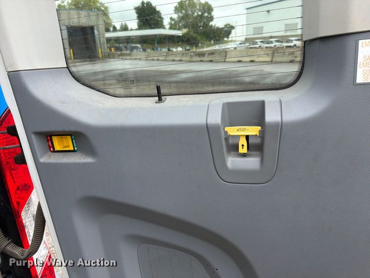 image for item FU4651 2018 Ford Transit van