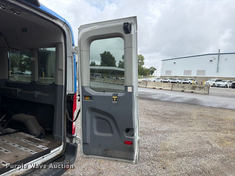 image for item FU4651 2018 Ford Transit van