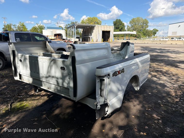 image for item FU4652 (2) Ford F250 pickup truck beds