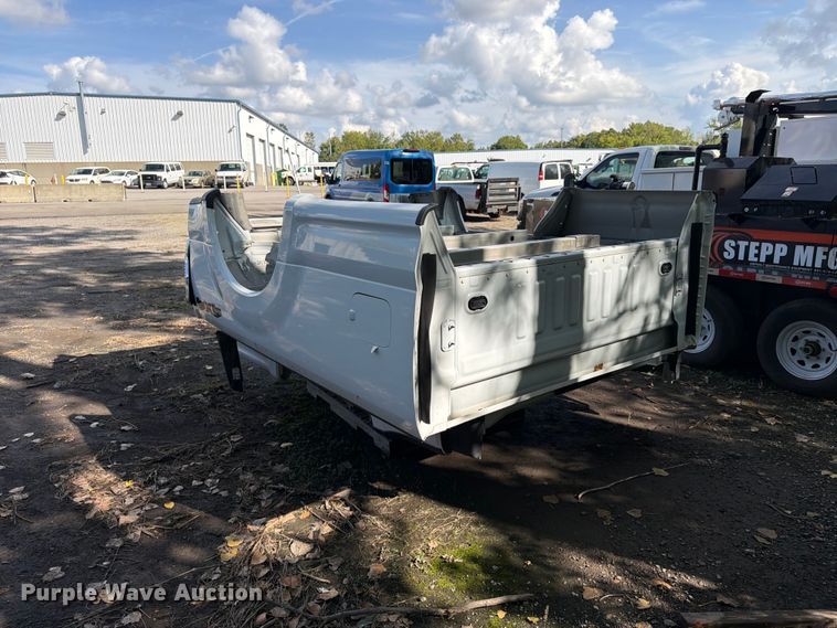 image for item FU4652 (2) Ford F250 pickup truck beds