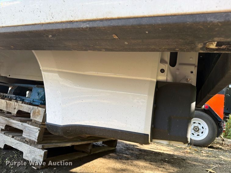 image for item FU4652 (2) Ford F250 pickup truck beds