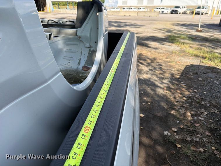 image for item FU4652 (2) Ford F250 pickup truck beds