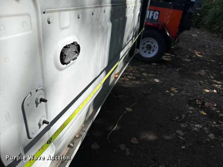 image for item FU4652 (2) Ford F250 pickup truck beds