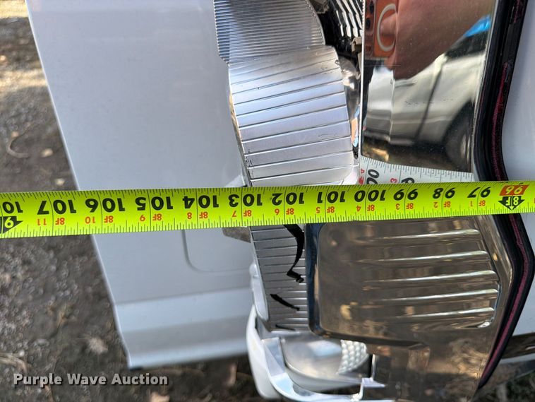 image for item FU4652 (2) Ford F250 pickup truck beds