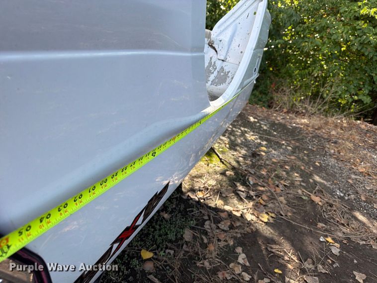 image for item FU4652 (2) Ford F250 pickup truck beds