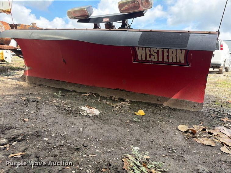image for item FU4653 Western Pro-plow snowplow
