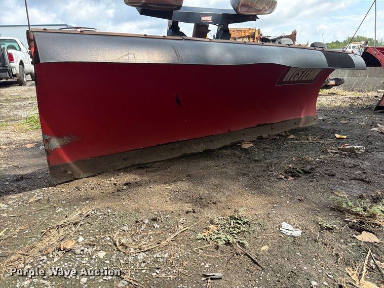 image for item FU4653 Western Pro-plow snowplow