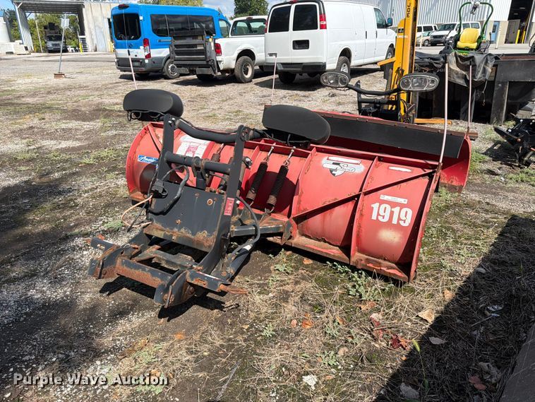 image for item FU4657 The Boss Snowplow RT3 Straight Blade snowplow