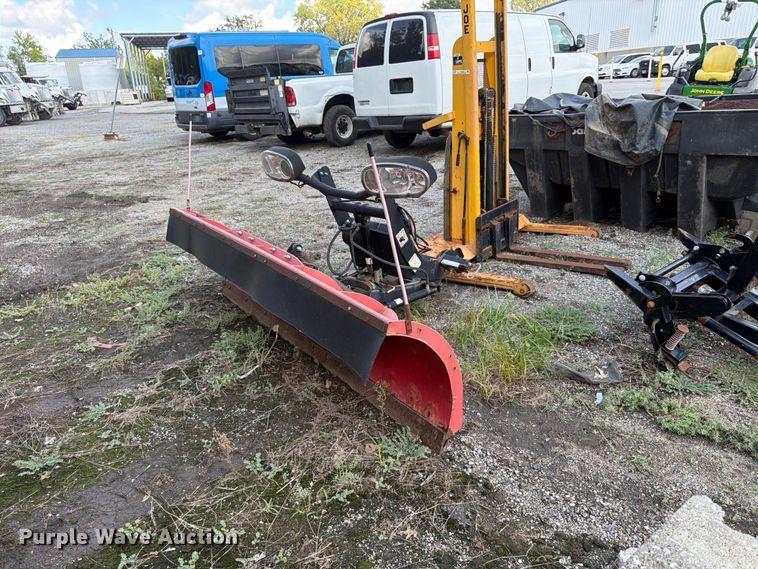The Boss Snowplow RT3 Straight Blade snowplow