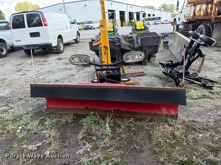 image for item FU4658 The Boss Snowplow RT3 Straight Blade snowplow