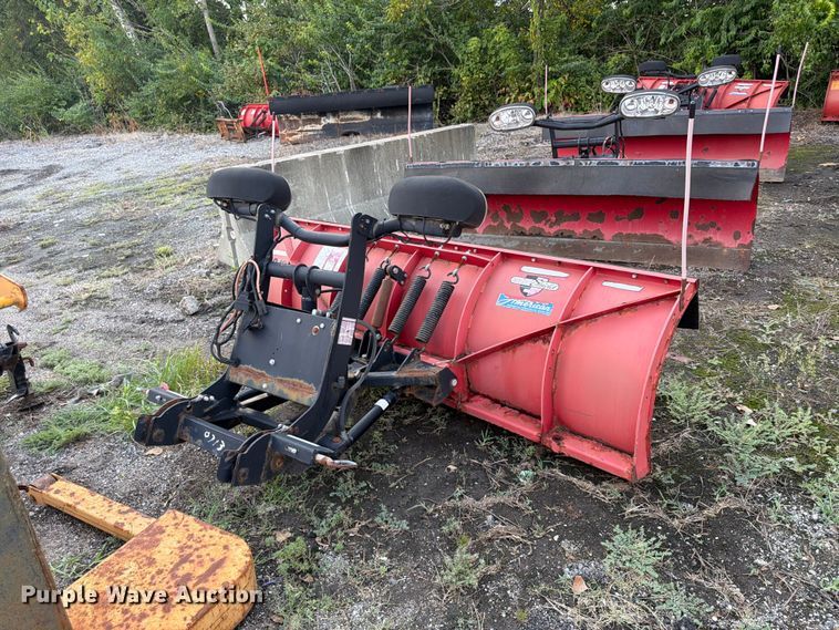 image for item FU4658 The Boss Snowplow RT3 Straight Blade snowplow