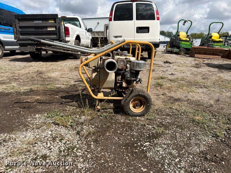 image for item FU4660 (2) Wacker PT3B pumps
