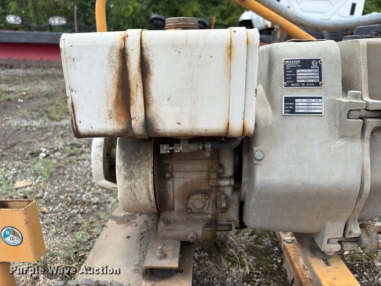 image for item FU4660 (2) Wacker PT3B pumps
