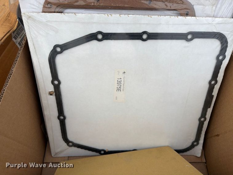 image for item FU4663 Automotive parts and accessories 