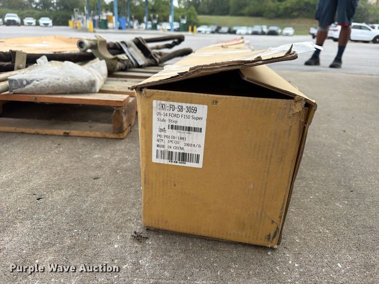 image for item FU4663 Automotive parts and accessories 