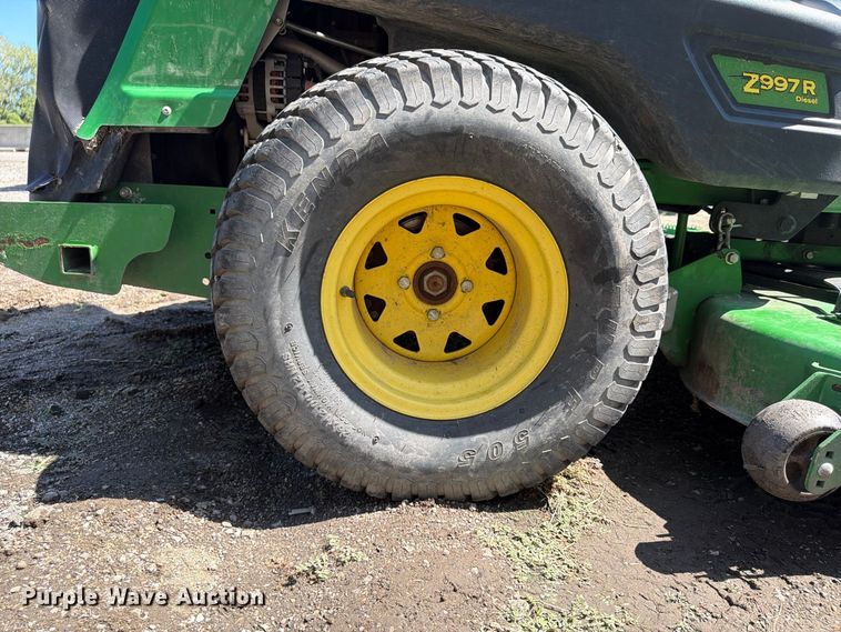 image for item FU4667 2017 John Deere Z997R ZTR lawn mower