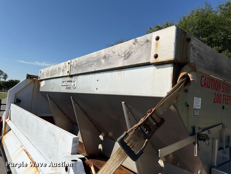 image for item FU4668 1999 Ford F350  Super Duty dump bed pickup truck