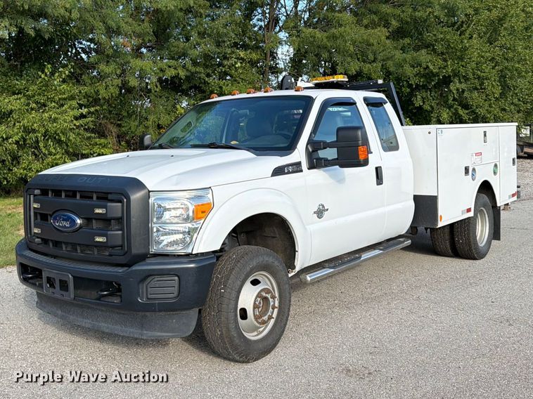 2016 Ford F350 Super Duty XL Ext. Cab utility / service truck