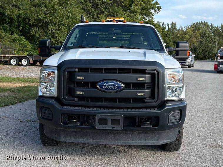 image for item FU4669 2016 Ford F350 Super Duty XL Ext. Cab utility / service truck