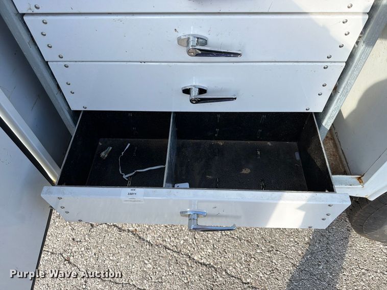 image for item FU4669 2016 Ford F350 Super Duty XL Ext. Cab utility / service truck