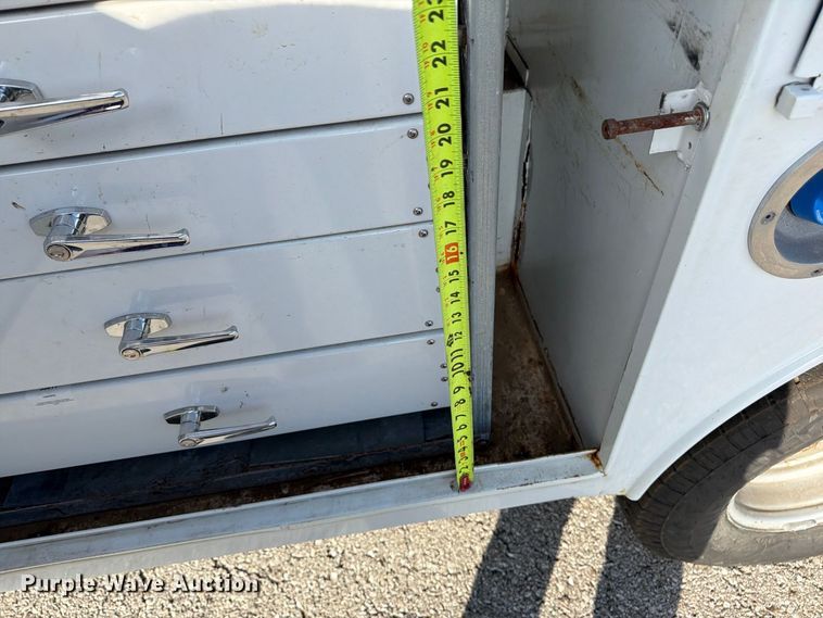 image for item FU4669 2016 Ford F350 Super Duty XL Ext. Cab utility / service truck