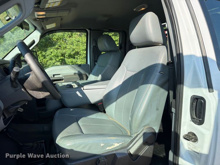 image for item FU4669 2016 Ford F350 Super Duty XL Ext. Cab utility / service truck