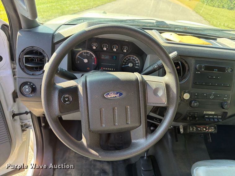 image for item FU4669 2016 Ford F350 Super Duty XL Ext. Cab utility / service truck
