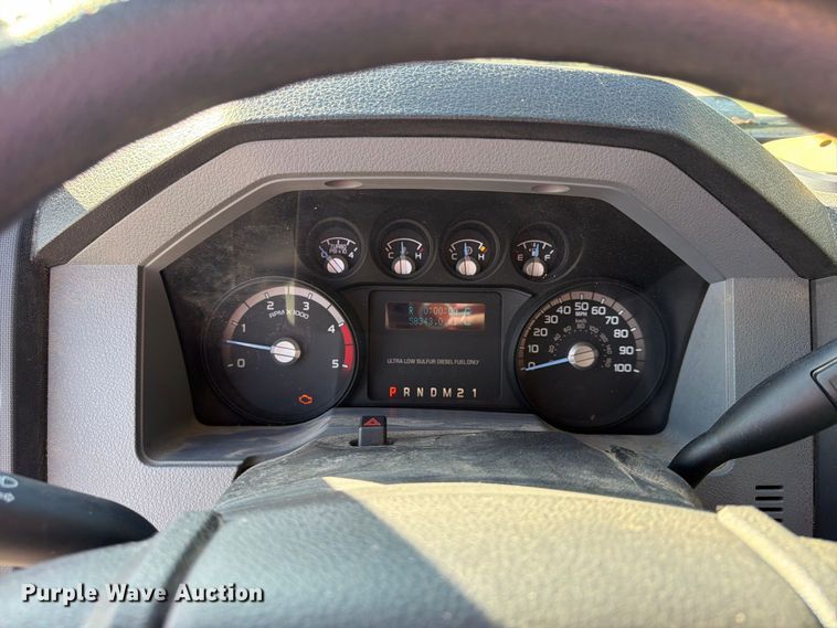 image for item FU4669 2016 Ford F350 Super Duty XL Ext. Cab utility / service truck