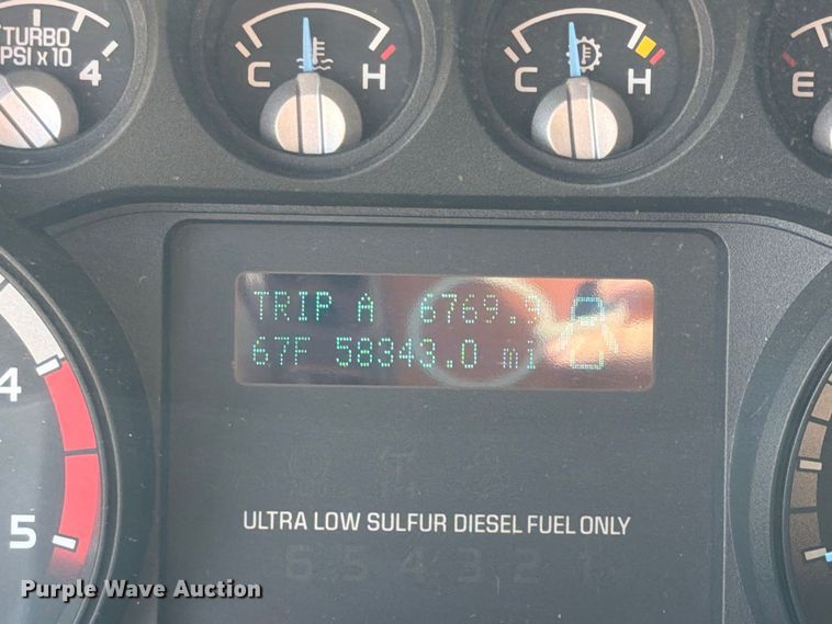 image for item FU4669 2016 Ford F350 Super Duty XL Ext. Cab utility / service truck