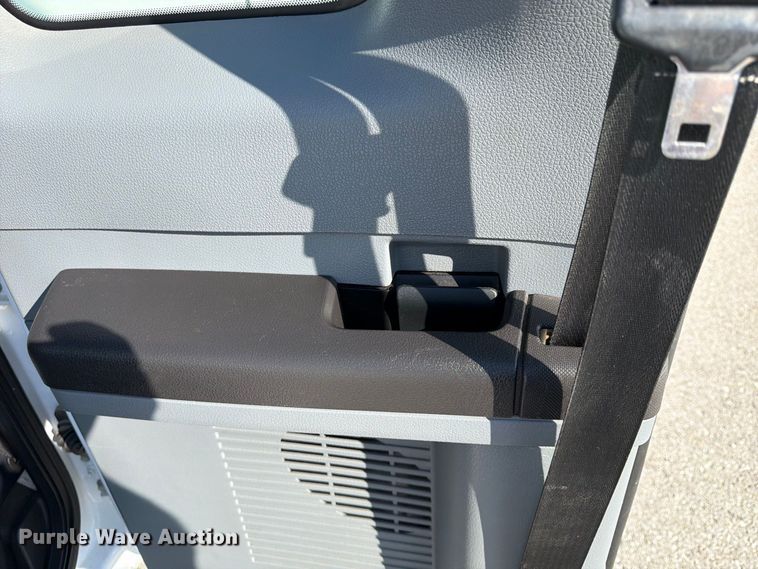 image for item FU4669 2016 Ford F350 Super Duty XL Ext. Cab utility / service truck