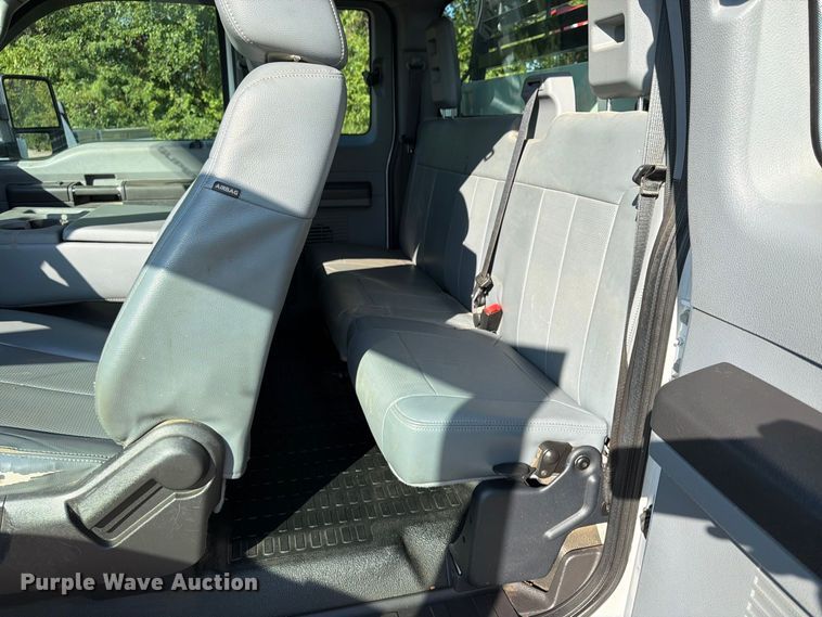 image for item FU4669 2016 Ford F350 Super Duty XL Ext. Cab utility / service truck