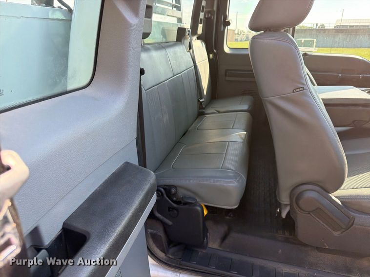 image for item FU4669 2016 Ford F350 Super Duty XL Ext. Cab utility / service truck