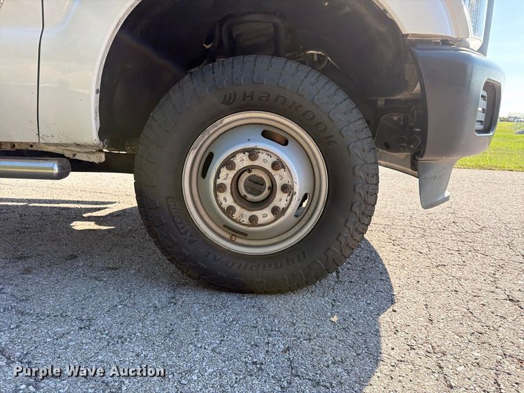 image for item FU4669 2016 Ford F350 Super Duty XL Ext. Cab utility / service truck